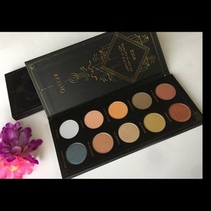 Zoeva Aristo palette ( 2 available )
